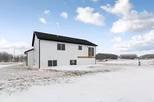 801 2nd St SE, Dodge Center, MN 55927 - Photo 6