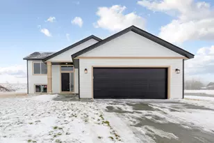 801 2nd St SE, Dodge Center, MN 55927 - Photo 2