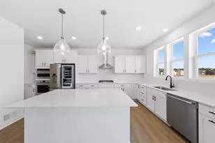 325 Ravencroft Rd, Waconia, MN 55387 - Photo 4