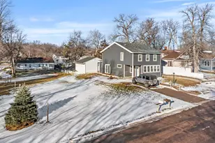 213 N Harold St, Ivanhoe, MN 56142 - Photo 4