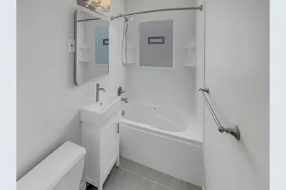 1147 Hoyt Avenue W, Saint Paul, MN 55108 - Photo 6