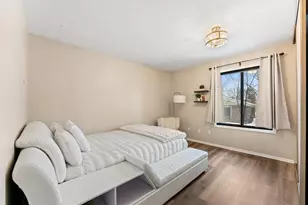 14865 19th Ave N, Plymouth, MN 55447 - Photo 12