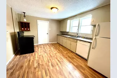 1109 3rd Street W, Menomonie, WI 54751 - Photo 4