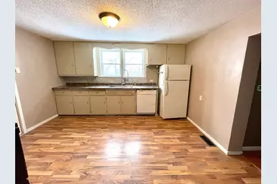 1109 3rd Street W, Menomonie, WI 54751 - Photo 4