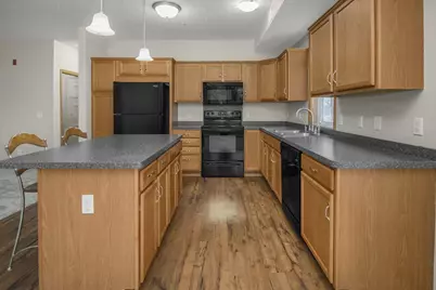 14587 Florissant Path #228, Apple Valley, MN 55124 - Photo 8