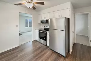 6648 4th St N, Oakdale, MN 55128 - Photo 8