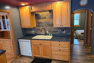 67632 440th St, Fairfax, MN 55332 - Photo 6