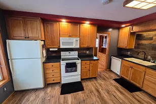 67632 440th St, Fairfax, MN 55332 - Photo 4
