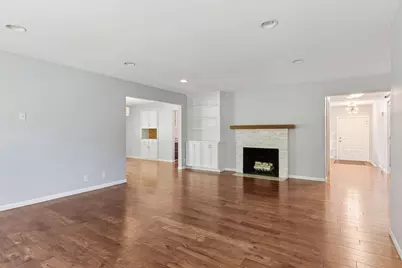 2465 Brunswick Avenue N, Golden Valley, MN 55422 - Photo 8