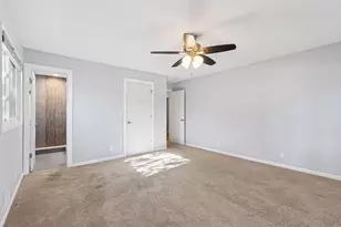 2465 Brunswick Ave N, Golden Valley, MN 55422 - Photo 32