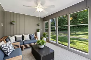 2465 Brunswick Ave N, Golden Valley, MN 55422 - Photo 24