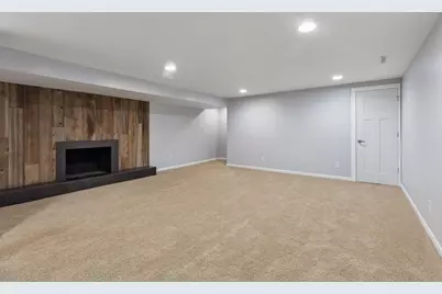 2465 Brunswick Avenue N, Golden Valley, MN 55422 - Photo 46