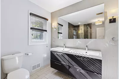 2465 Brunswick Avenue N, Golden Valley, MN 55422 - Photo 40