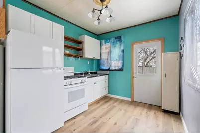 2007 N 20th Street, Superior, WI 54880 - Photo 8