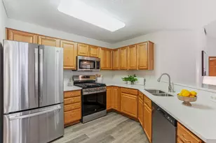 6140 150th St N, Hugo, MN 55038 - Photo 8