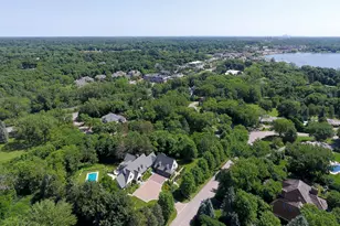 325 Highcroft Ln, Wayzata, MN 55391 - Photo 2