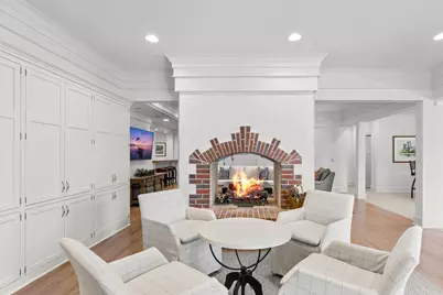 325 Highcroft Lane, Wayzata, MN 55391 - Photo 34