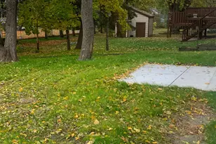 2718 16th Ave E, North Saint Paul, MN 55109 - Photo 8