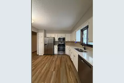 8925 Bass Creek Court, Brooklyn Park, MN 55428 - Photo 4