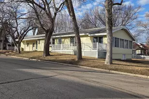 121 W Rowena St, Ivanhoe, MN 56142 - Photo 1