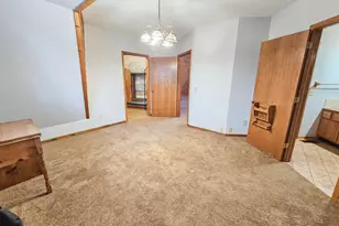 33285 Ocean Ave, Redwood Falls, MN 56283 - Photo 14