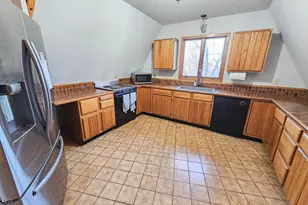 33285 Ocean Ave, Redwood Falls, MN 56283 - Photo 10