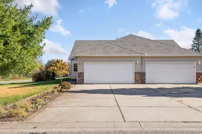 1901 Westridge Circle, Stillwater, MN 55082 - Photo 2