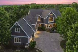 9726 Whistling Valley Rd, Lake Elmo, MN 55042 - Photo 2