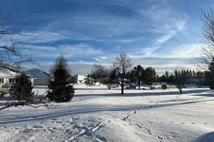 3116 Maple Leaf Ct NW, Bemidji, MN 56601 - Photo 2