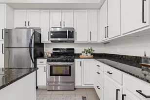 2566 Ellis Ave, Saint Paul, MN 55114 - Photo 4