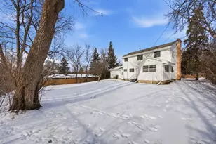 4721 33rd Ave N, Golden Valley, MN 55422 - Photo 40