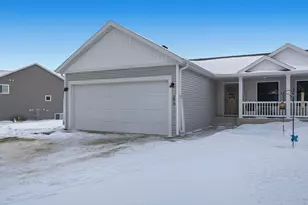 1470 Michigan Ave, Detroit Lakes, MN 56501 - Photo 1