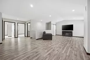 1470 Michigan Ave, Detroit Lakes, MN 56501 - Photo 4