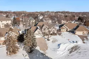 2530 Wexford Ct, New Brighton, MN 55112 - Photo 6