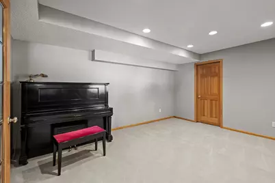 2530 Wexford Court, New Brighton, MN 55112 - Photo 52