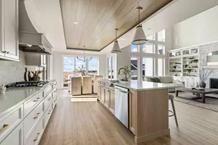 5669 31st St S, Fargo, ND 58104 - Photo 4