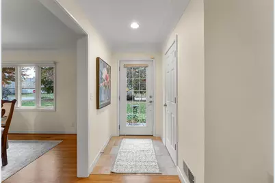 407 Turners Crossroad N, Golden Valley, MN 55422 - Photo 8