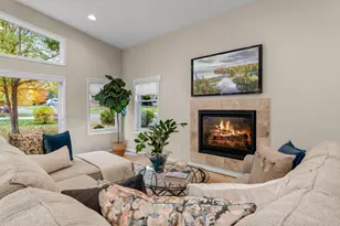 407 Turners Crossroad N, Golden Valley, MN 55422 - Photo 10