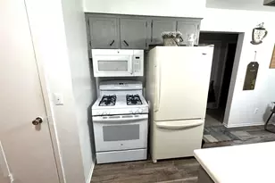 1210 Greenwood St E, Thief River Falls, MN 56701 - Photo 6