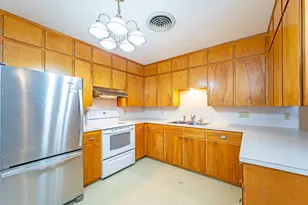 1228 S Ramsey St, Blue Earth, MN 56013 - Photo 8