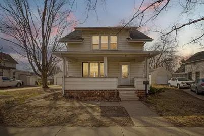 711 3rd Street NW, Faribault, MN 55021 - Photo 1