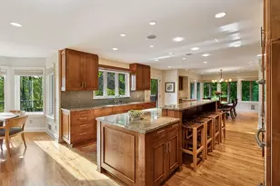 100 Black Oaks Ln N, Plymouth, MN 55391 - Photo 10