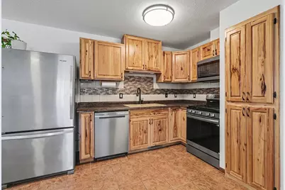 1011 Tyler Avenue SE, Isanti, MN 55040 - Photo 2