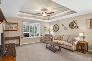 813 Golden Way NW, Isanti, MN 55040 - Photo 4