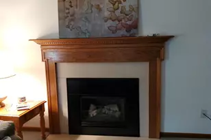 2446 Pond Ave E, Maplewood, MN 55119 - Photo 8