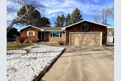 1502 Indian Hill Road, Worthington, MN 56187 - Photo 2