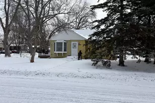 4656 2nd Ave, White Bear Lake, MN 55110 - Photo 4