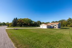 5897 Woodrose Ct SE, Rochester, MN 55904 - Photo 32