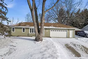 10409 Zion St NW, Coon Rapids, MN 55433 - Photo 22