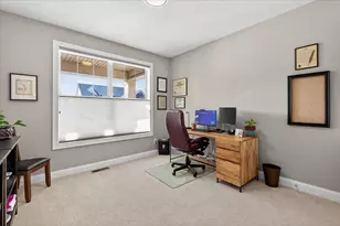 15623 Eddington Way, Apple Valley, MN 55124 - Photo 12